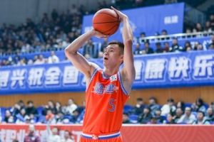 开云电子-晋江经济报：李江淮新赛季是球员兼任福建队助理教练